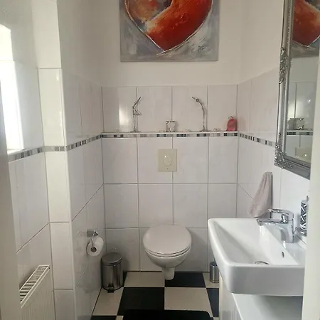 Kleines Haeuschen Nahe Am Zentrum Zum Relaxen *