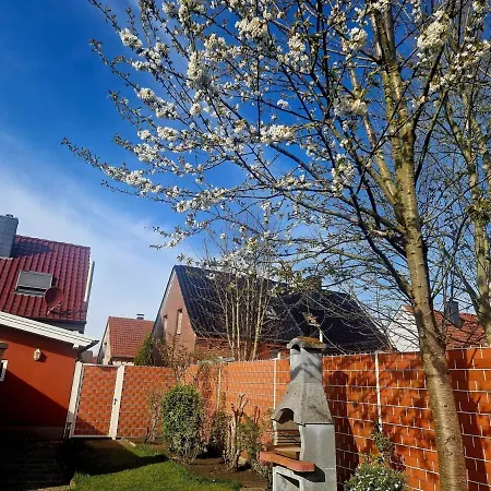 Kleines Haeuschen Nahe Am Zentrum Zum Relaxen *