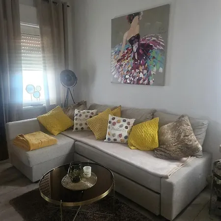 Kleines Haeuschen Nahe Am Zentrum Zum Relaxen *